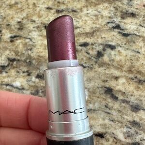 COPY - MAC hipster lipstick